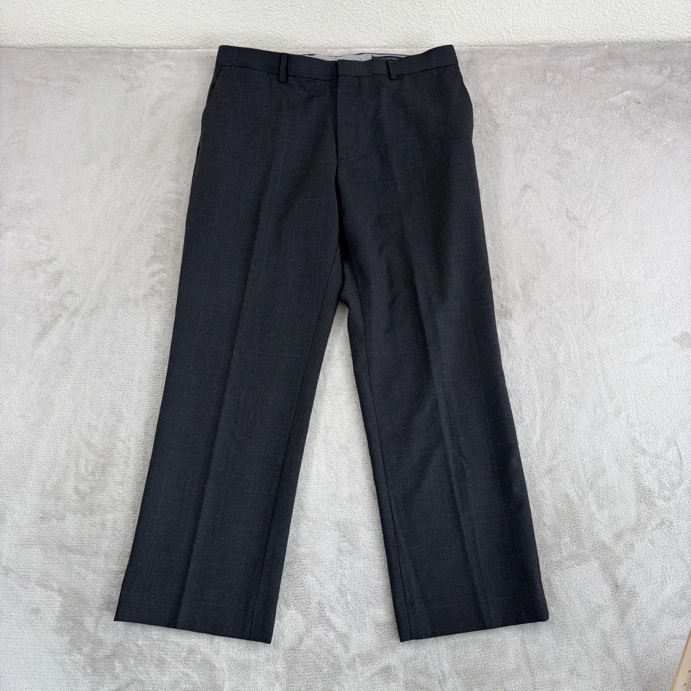 Banana Republic Classic Fit 100% Wool Trouser Pants in Grey Glen Check Men 35x30